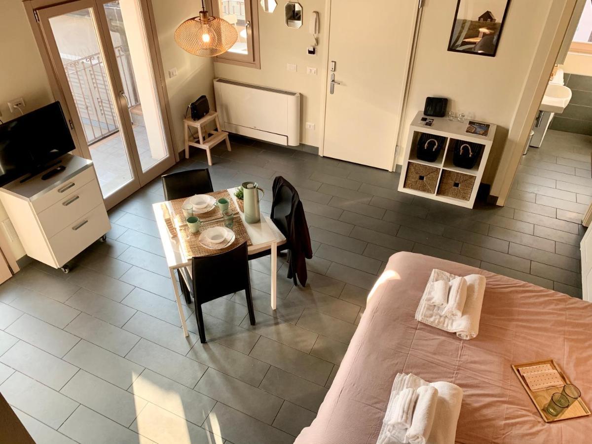 Niki O. Apartment Parma