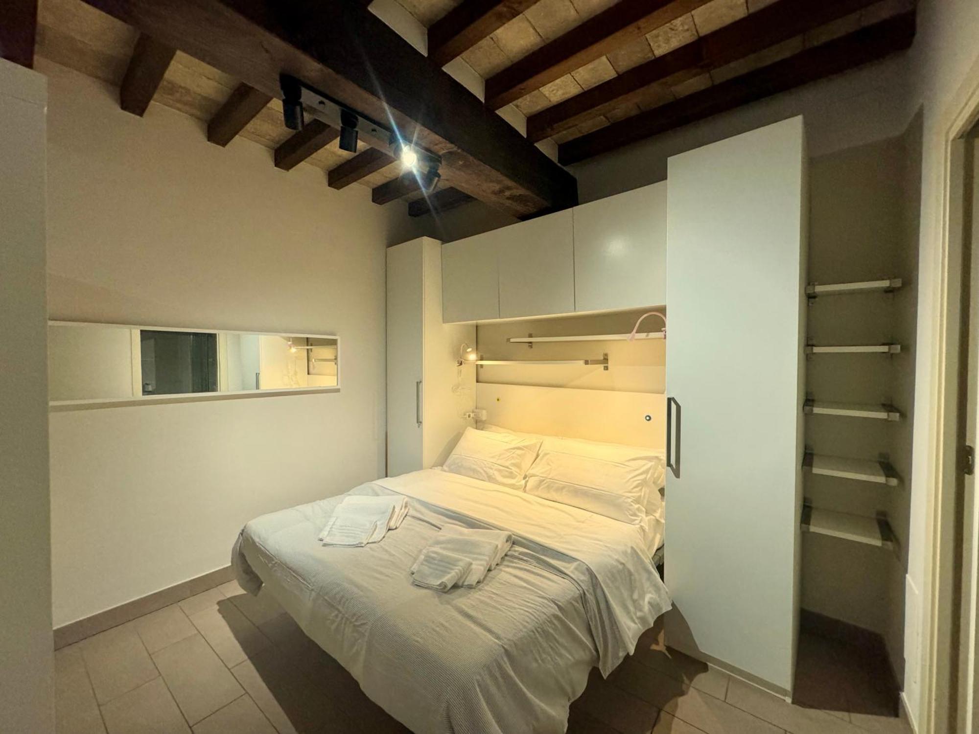 Niki O. Apartment Parma